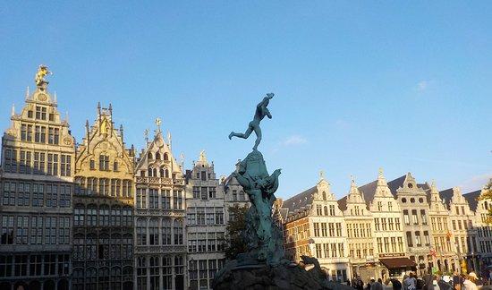 Standbeeld van Brabo